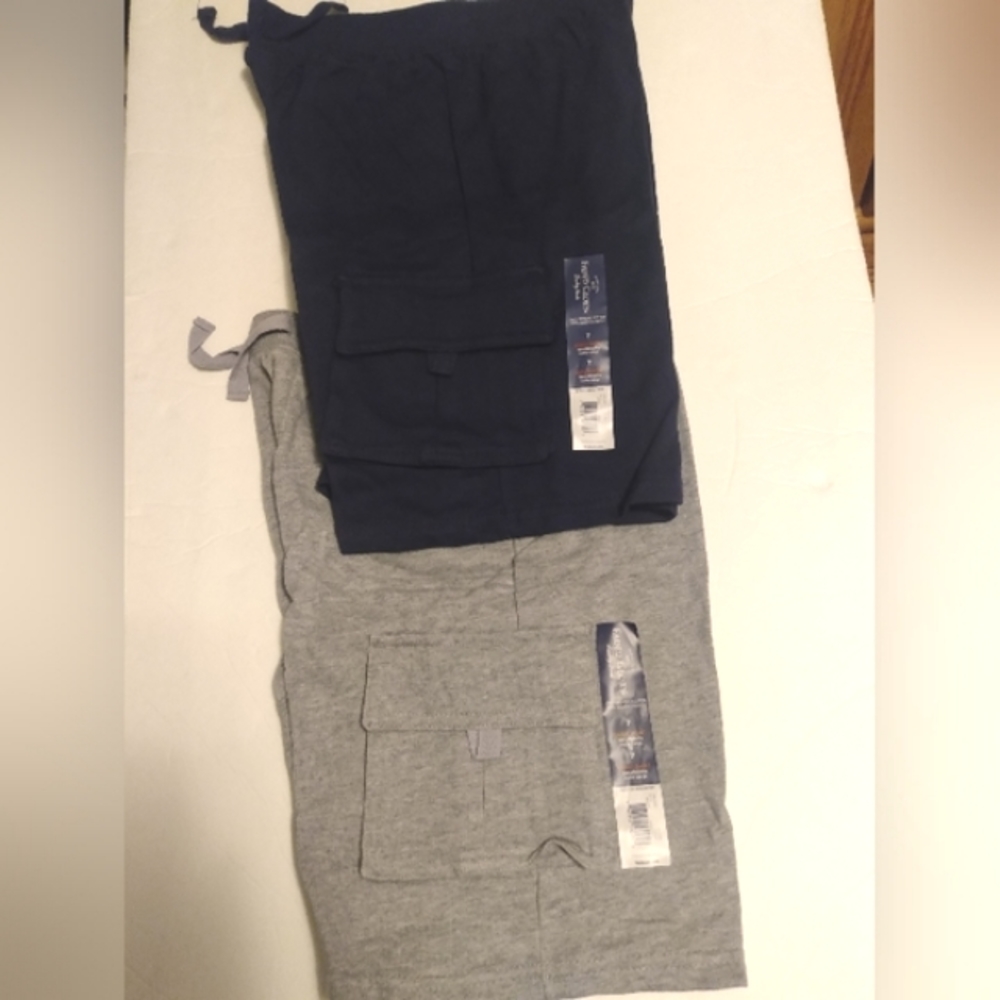 C) Faded Glory boys 100% Organic Cargo Size 7 Shorts. Navy and Grey